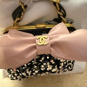 CC tweed spangle chain clutch